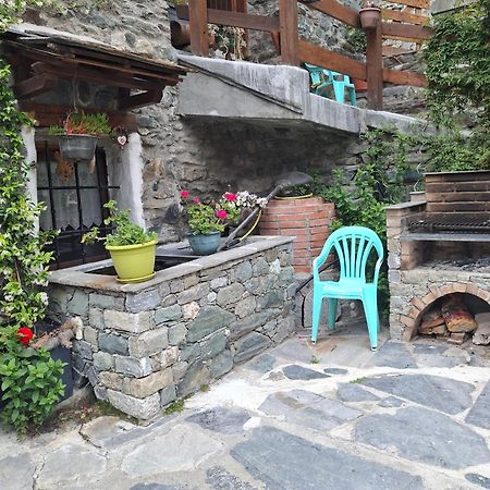 Fiocco Di Neve Apartment Монжове Екстериор снимка